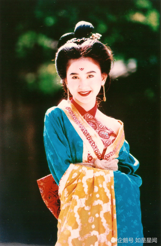 温碧霞一组古装剧照,最适合演绎千古恩怨中美丽多情的女子