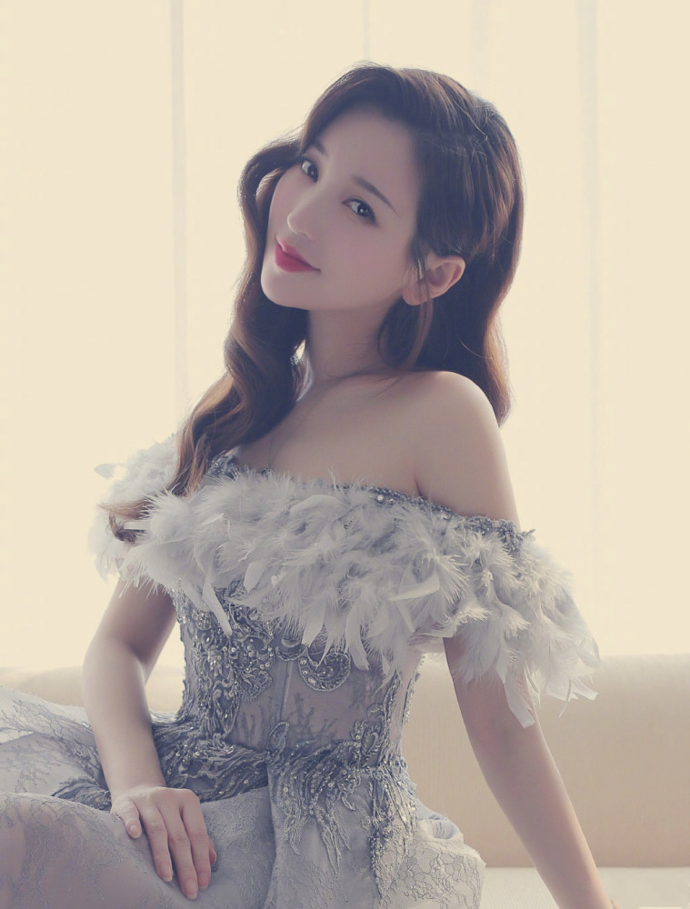 彩虹节拍|金莎公开发文道歉，因公演失误崩溃大哭，后期能否再次复活？