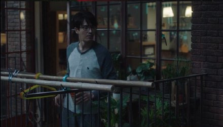 三十而已|三十而已：钟晓芹陈屿离婚后有点甜，几个细节看出他们会复婚，钟晓阳是炮灰