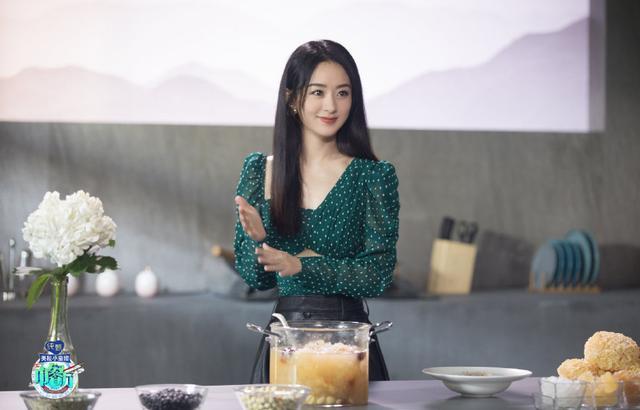 街舞3|赵丽颖为《街舞3》打call，为了王一博、张艺兴，还是易烊千玺？