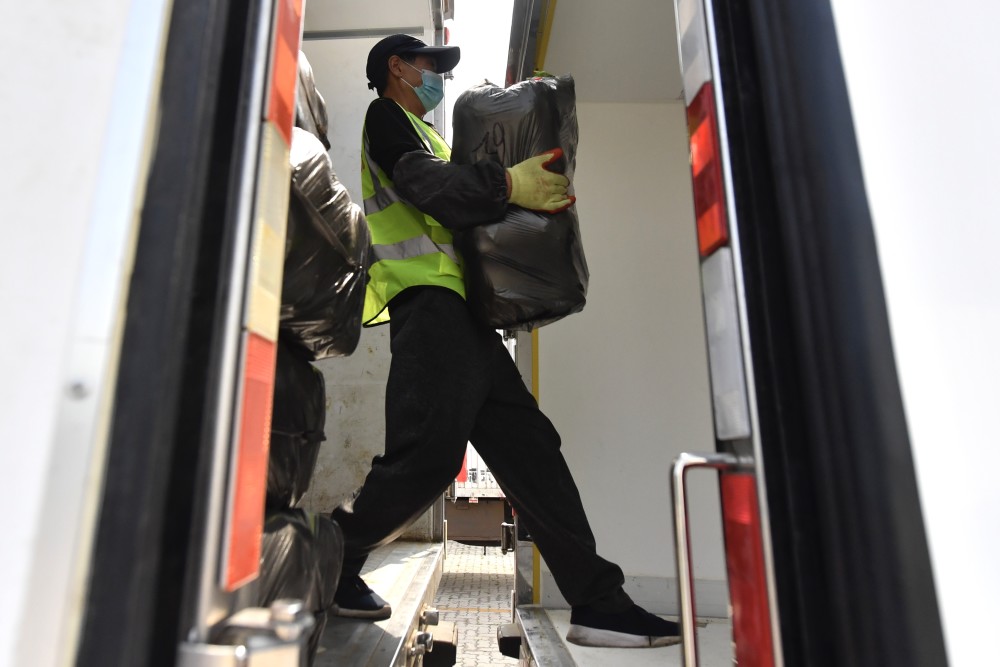 新发地|新发地休市以来，北京全市蔬菜日均供应量2.2万吨左右