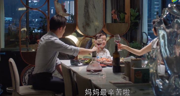 佟丽娅|佟丽娅又错过一次热搜