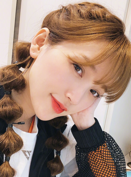 乘风破浪的姐姐|《浪姐》三公被淘汰，网友吐槽指责，金莎发文称“真的很对不起”