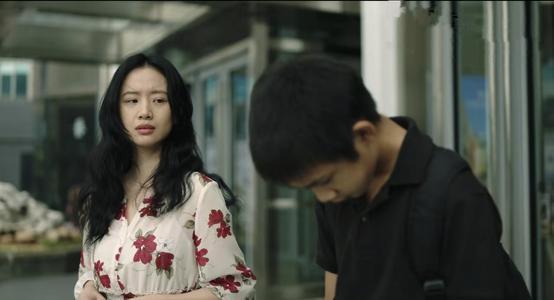 关晓彤|鹿晗、关晓彤新剧口碑飙升？国产剧好像突然开窍了