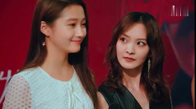 关晓彤|鹿晗、关晓彤新剧口碑飙升？国产剧好像突然开窍了