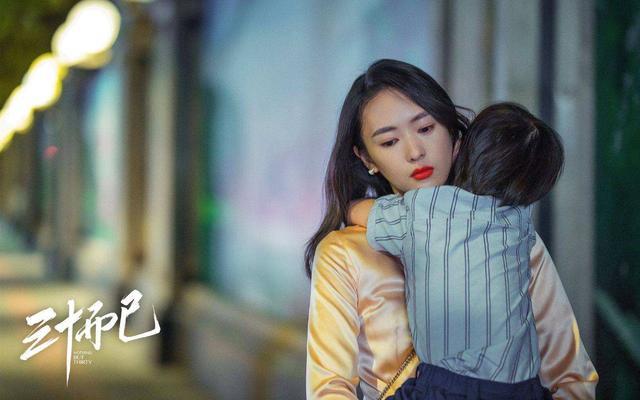 关晓彤|鹿晗、关晓彤新剧口碑飙升？国产剧好像突然开窍了