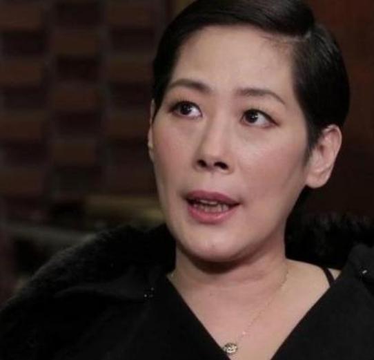 关淑怡|“命苦”的关淑怡，跟和尚生子16年后，街头近照惹人怜，今怎样了