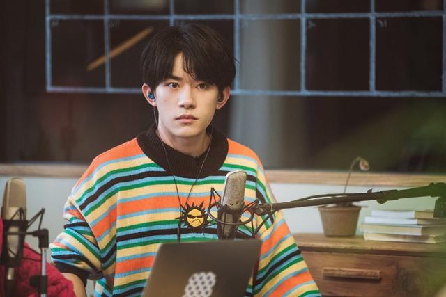 汪海林|汪海林批评易烊千玺粉丝氪金行为，不要步入肖战粉丝后尘