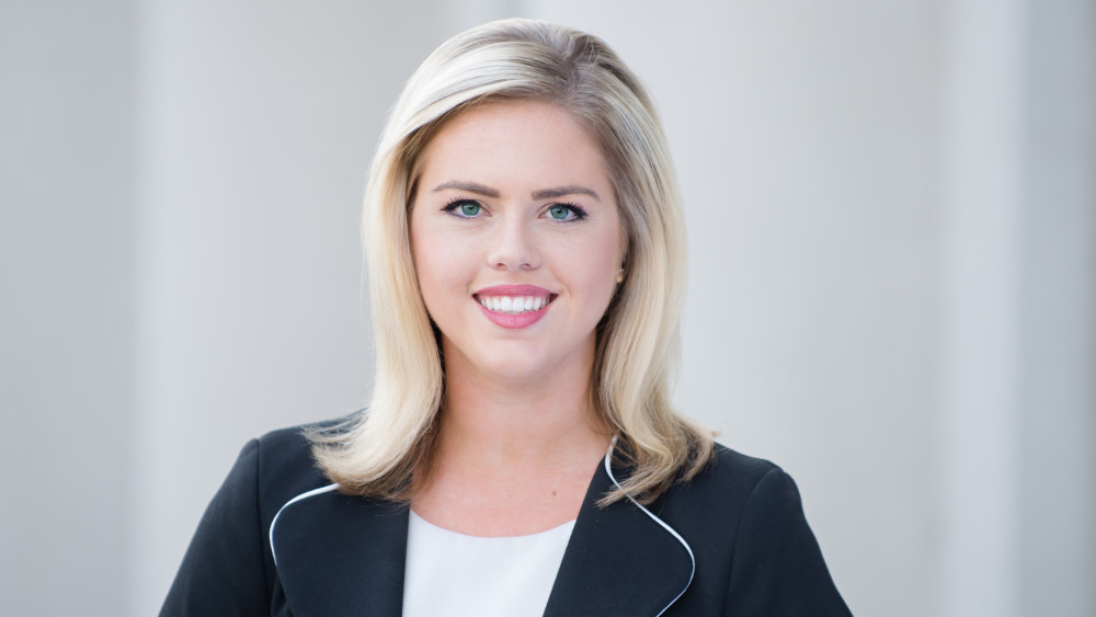 nbc|美国女主播被眼尖观众发现喉部异常，检查后惊觉是癌症，心怀感激