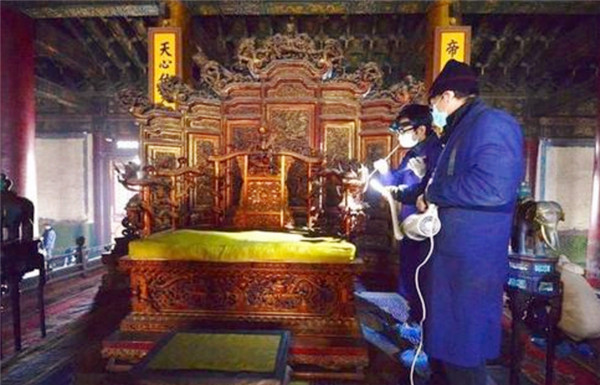 文物|老汉无意中捡到一堆破布，被儿子20元卖掉买酒喝，如今估值4个亿