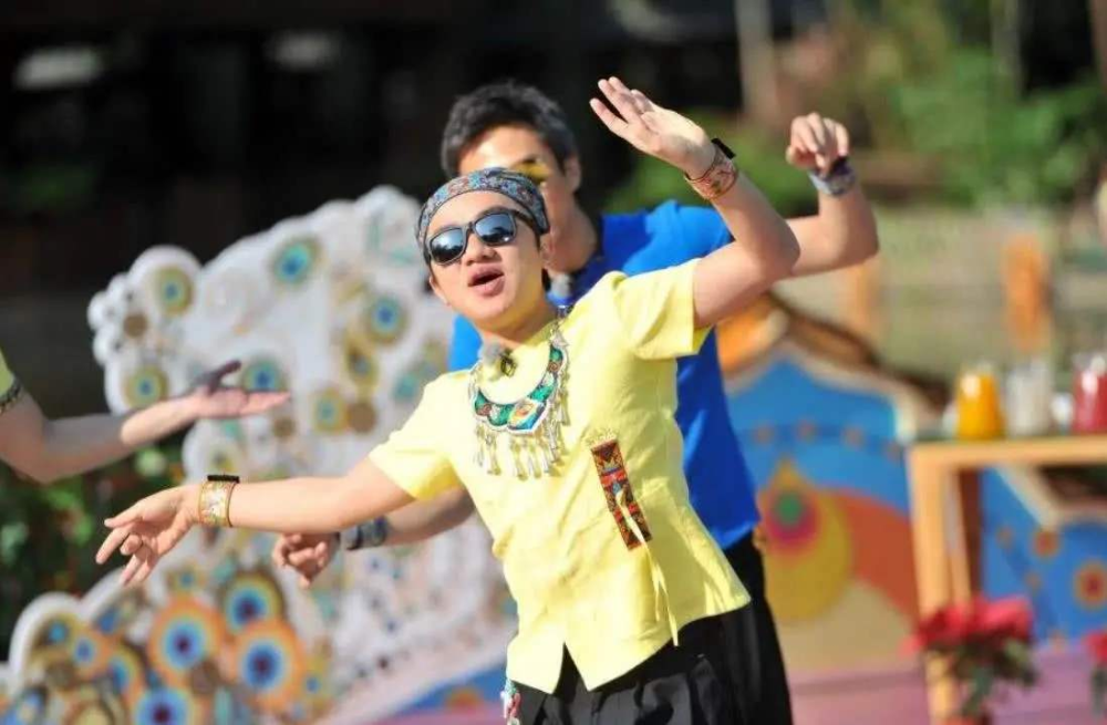 王祖蓝|离开《奔跑吧》的王祖蓝，亏了吗？