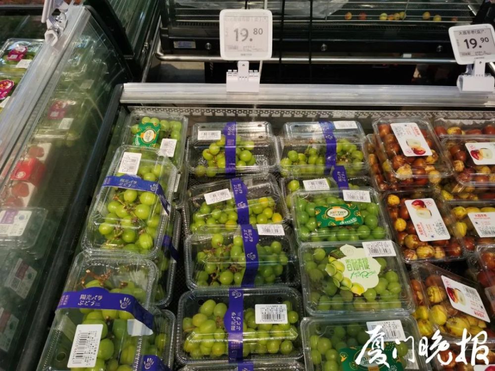 葡萄|葡萄皮上“长刺”能放心吃吗？专家称由多种原因引起，需这么处理……