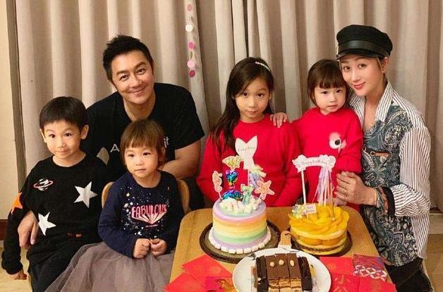 香港小姐|身为前港姐的她未婚先孕，3年生三胎，息影4年认不出