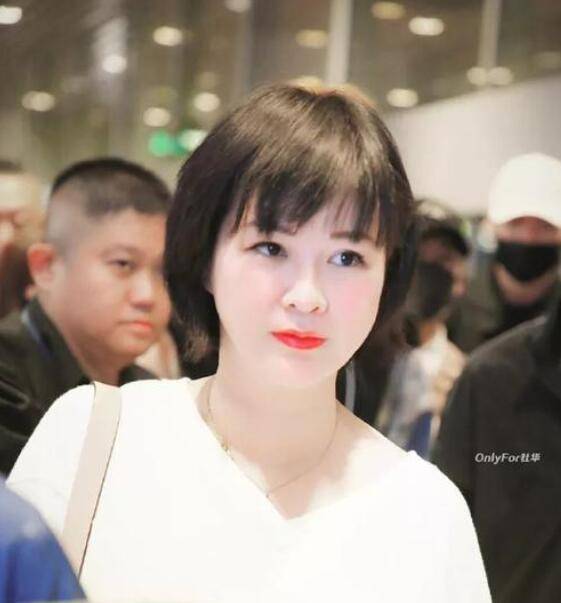 乘风破浪的姐姐|她是娱乐公司创始人，曾把儿子送进少林寺，如今参加《浪姐》被骂惨