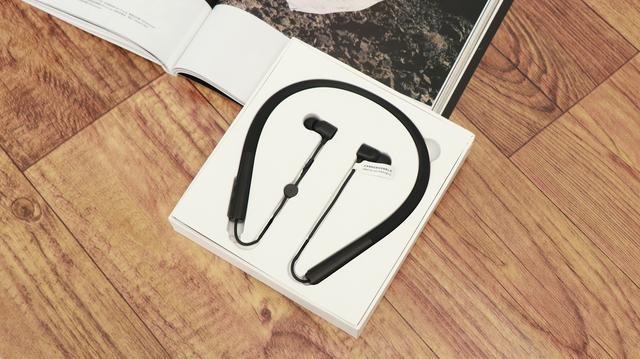 圈铁一体代表作smartisan无线蓝牙耳机