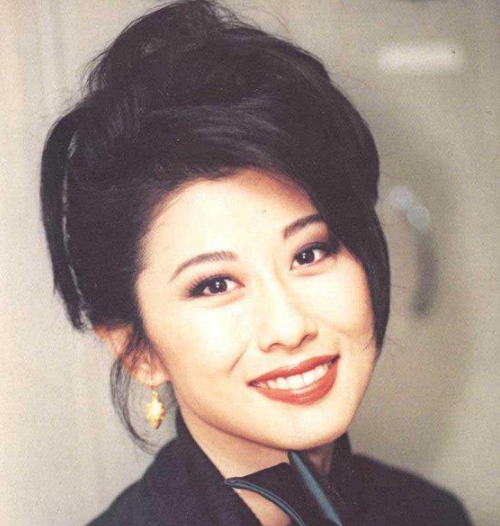 关淑怡|“命苦”的关淑怡，跟神秘人世16年后，现状让人心疼，今怎样了？