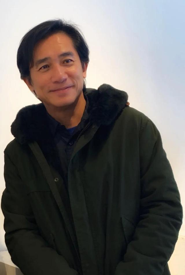 梁朝伟|梁朝伟妹妹：哥哥因赌鬼父亲不愿生子，她的女儿或将继承亿万财产