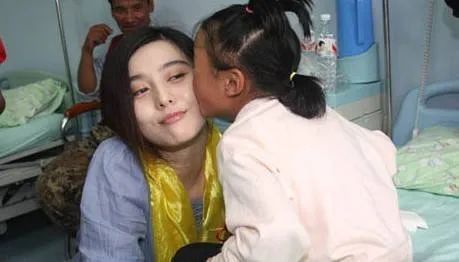 范冰冰|微博发出“努力坚强的活着”感叹的范冰冰，到底想要什么？