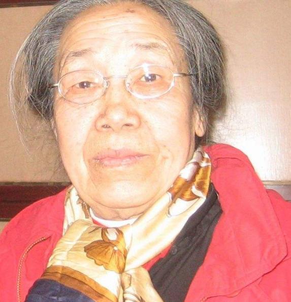 虽然在这些演出中,曲云常常被安排出演一些配角,其中