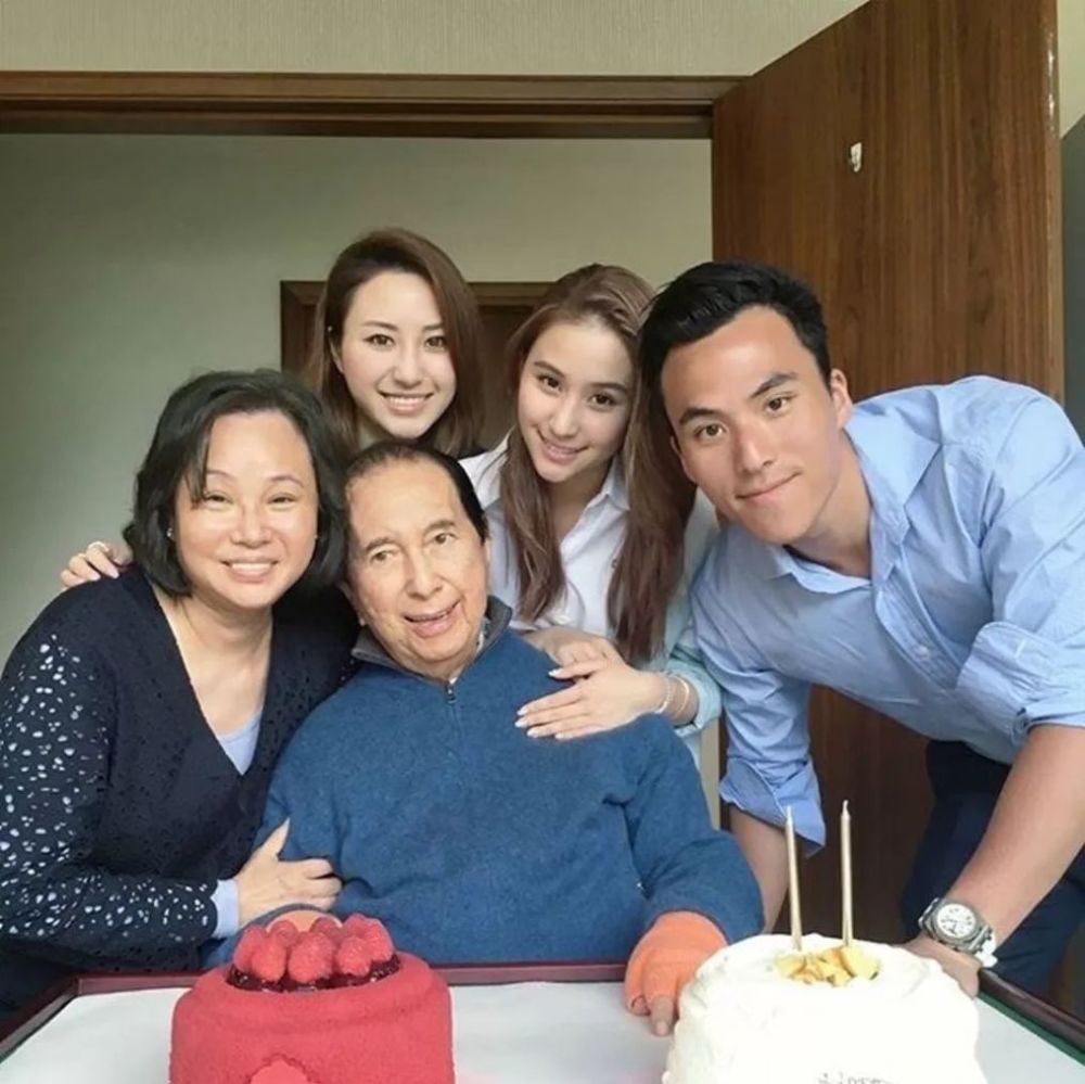何猷启|同为赌王的儿子，何猷启何猷君不得消停，二房何猷龙成为豪门清流