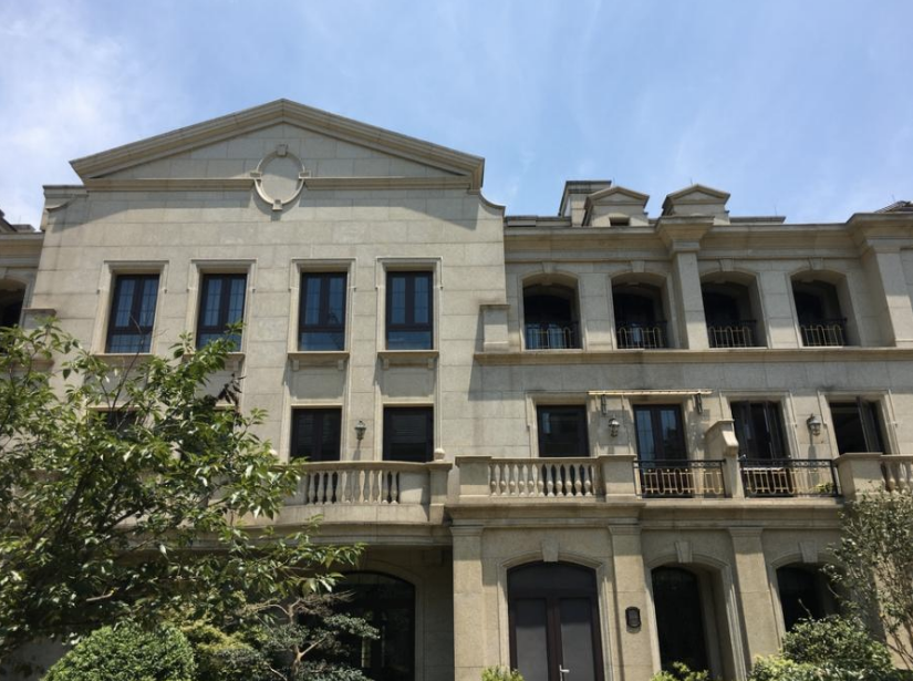 参拍指数:75杭州市滨江区浦沿街道水晶城水晶澜轩1幢1单元2701室房产