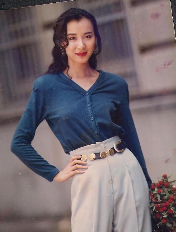 萧蔷|52岁萧蔷：台湾第一美女，情史混乱至今单身，是报应还是另有隐情