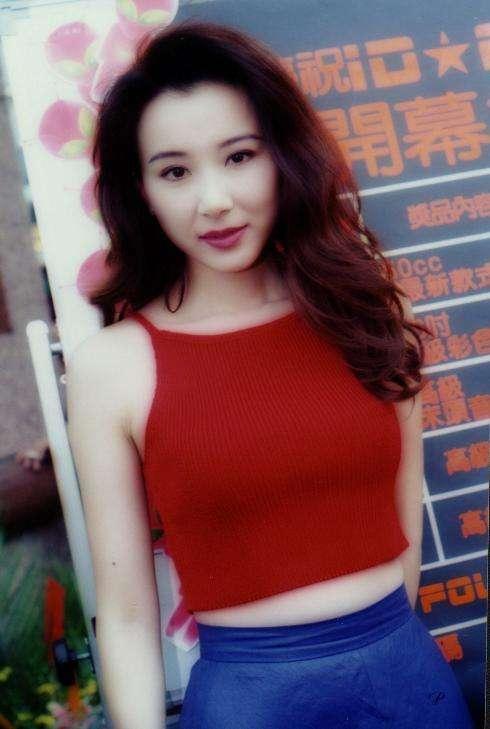 萧蔷|52岁萧蔷：台湾第一美女，情史混乱至今单身，是报应还是另有隐情