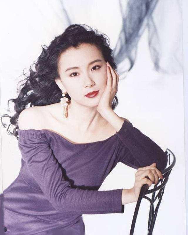 萧蔷|52岁萧蔷：台湾第一美女，情史混乱至今单身，是报应还是另有隐情