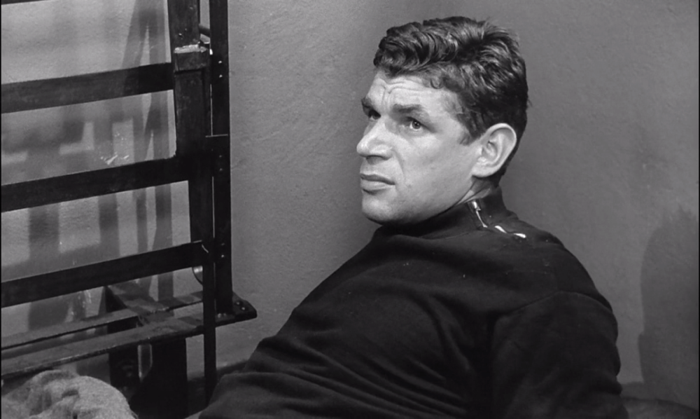 肖申克的救赎|9.2分，媲美《肖申克的救赎》的越狱片，欣赏的人怎么这么少