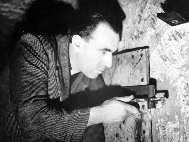 肖申克的救赎|9.2分，媲美《肖申克的救赎》的越狱片，欣赏的人怎么这么少