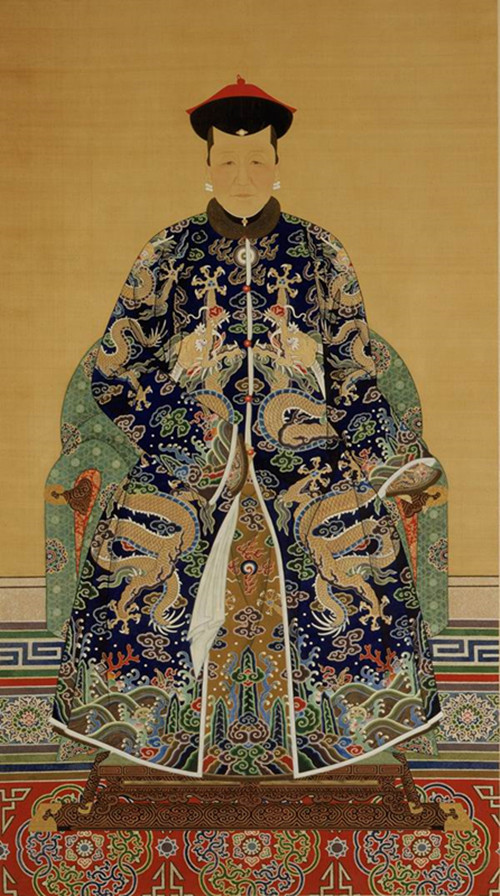 富察皇后出身仕宦之家,祖父为户部尚书米思翰,父亲为察哈尔总管李荣保