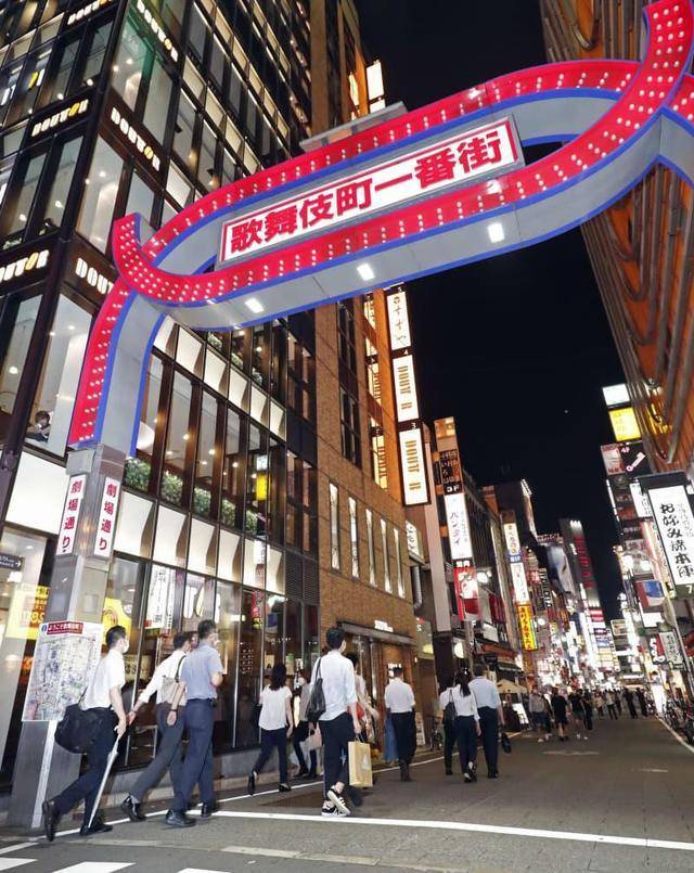 日本_社会|日本新冠确诊突破3万，“奥运小长假”出游激增恐扩散疫情