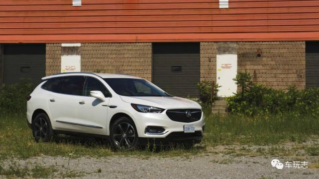 2020年别克昂科雷enclave低配awd尽量表现得比雪佛兰高一等