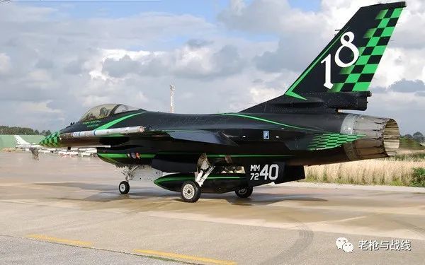 亚平宁上空之隼意大利空军的f16战斗机