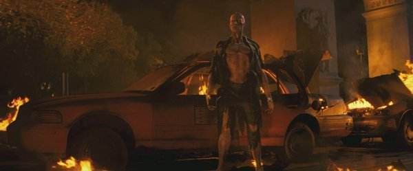 夜魔|电影《我是传奇》对人类的警醒，不要自取灭亡，有很深的寓意