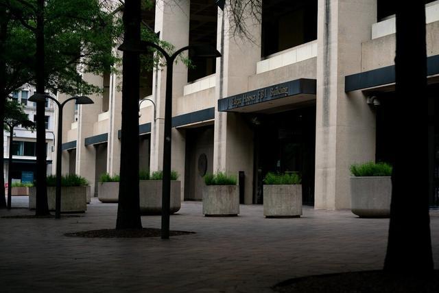 美国fbi|深度：线人秘密与美国FBI合作调查通俄门，结果身份被美国司法部长泄露