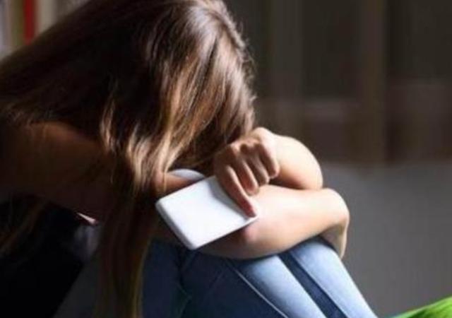 印度_社会|5个孩子4年内接连神秘身亡，凶手竟是孩子父亲，他还报警寻人