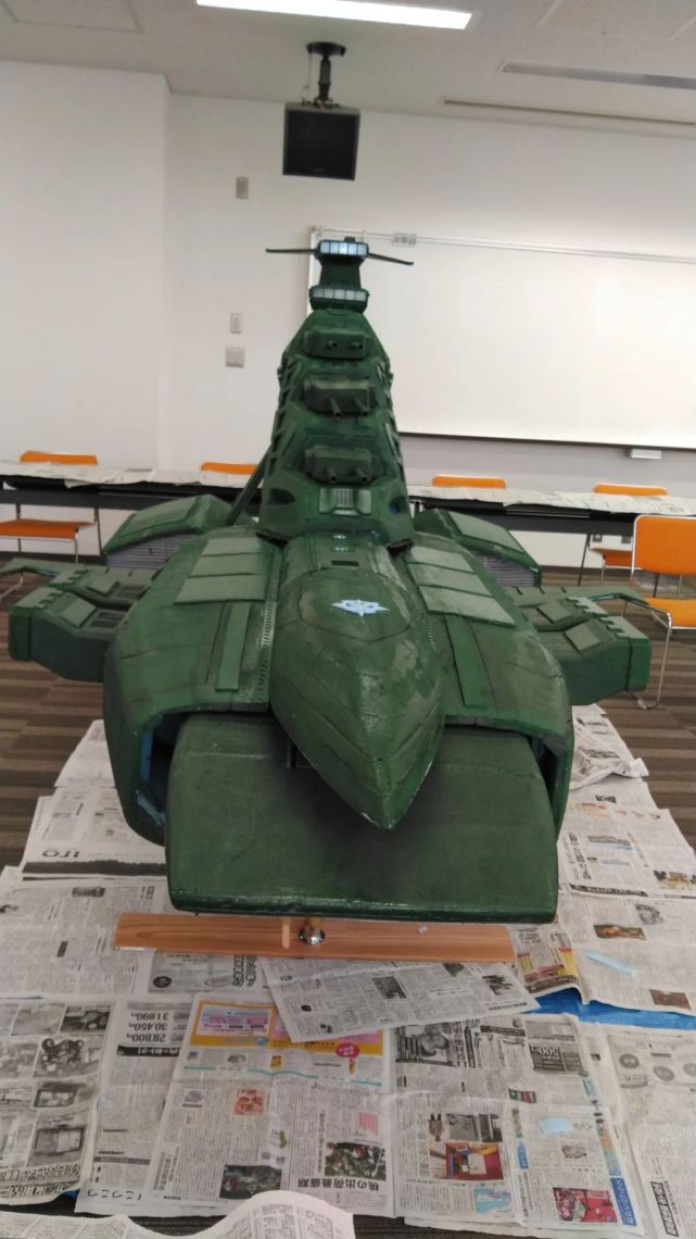 吉恩公国超大姆塞级轻型巡洋舰没有大house根本放不下