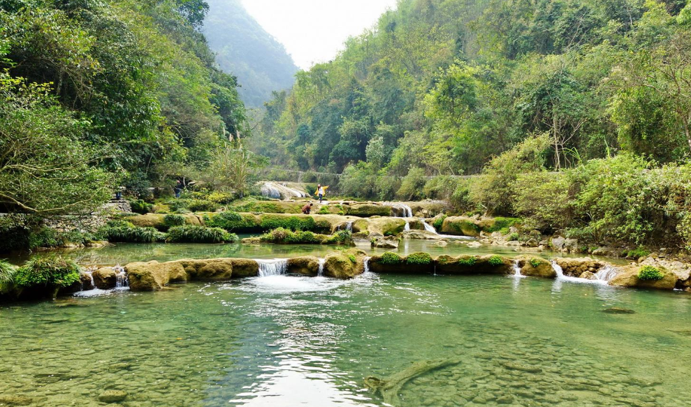 贵州又一景点走红，门票高只为看座桥？