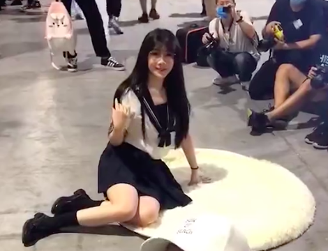 漫展又现jk不雅事件,被游客严厉呵斥,结果却是"错怪好人"|漫展|广州