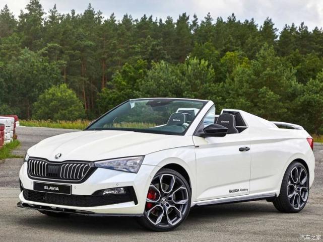 双座敞篷车 斯柯达SLAVIA概念车发布