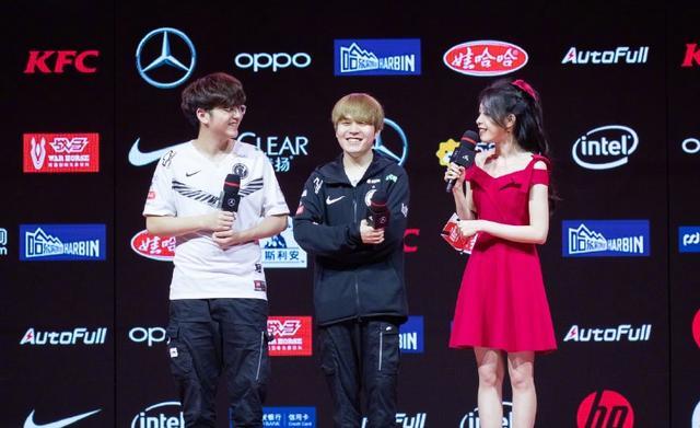 碾压tes后宝蓝回应接q辣舞中q之谜全程不提阿水姓名称他们ad