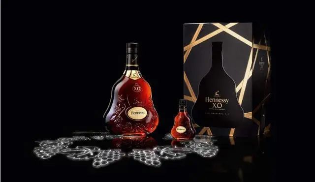 世界的十大名酒,能认识到两种你就厉害了|轩尼诗|茴香油|绝对伏特加