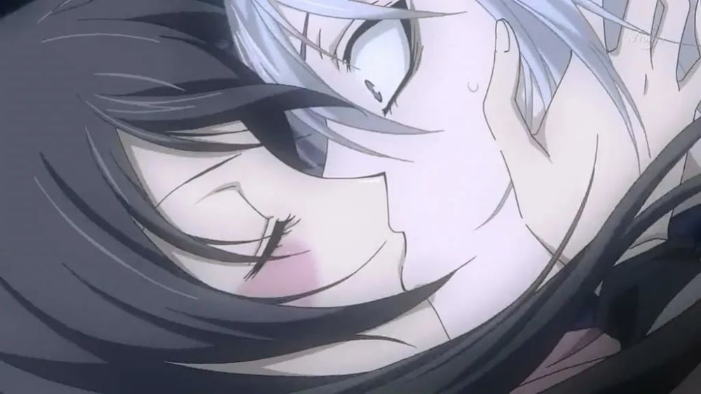 终日无所事事,或与青梅竹马雪村萤子吵架拌嘴,或拿死对头桑原和真出气