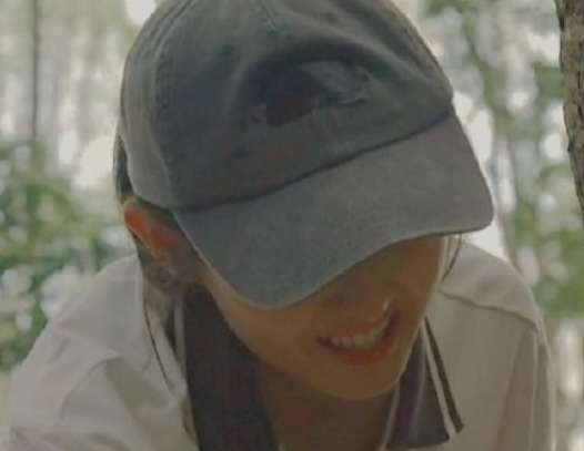 为什么张子枫在蘑菇屋总戴着帽子 听到她的回答 真是一个机灵鬼 腾讯网