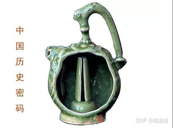 国宝级文物陕西历史博物馆青釉提梁倒灌壶