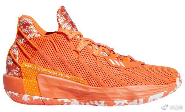 利拉德7代:我普普通通,我阿迪达斯是"杀猪"的