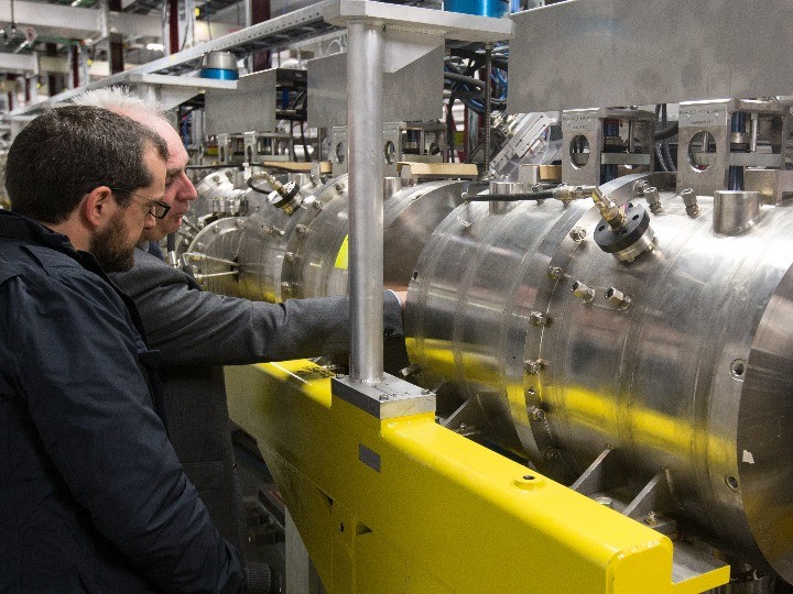 日本_时政|美欧促日建设国际直线对撞机 日本忧心负担过重难以决断