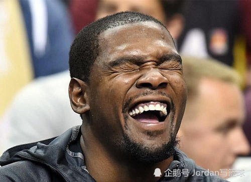 效率比马刺双德和安东尼高一档 杜兰特是现役最强中投手 腾讯新闻