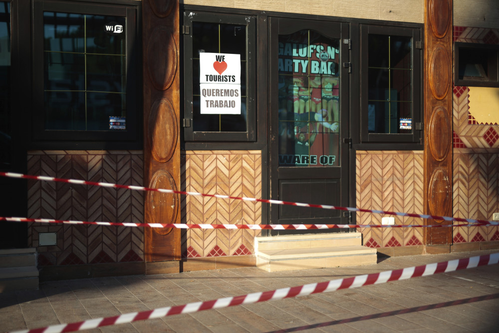 西班牙_旅游|英国宣布隔离西班牙入境者